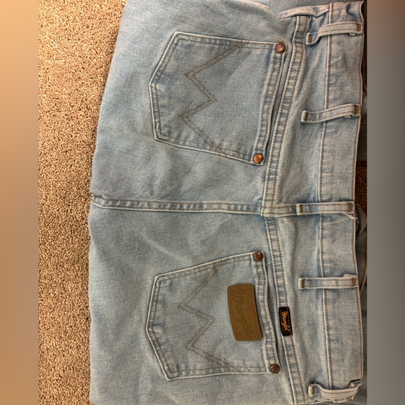 Men’s Wrangler Cowboy Cut Jeans - Picture 2 of 5